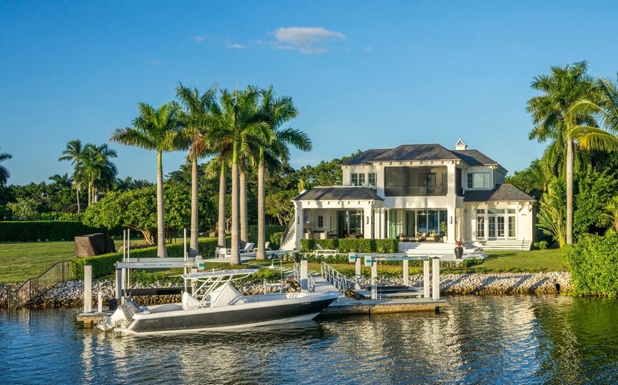 Waterfront residence with boat lift